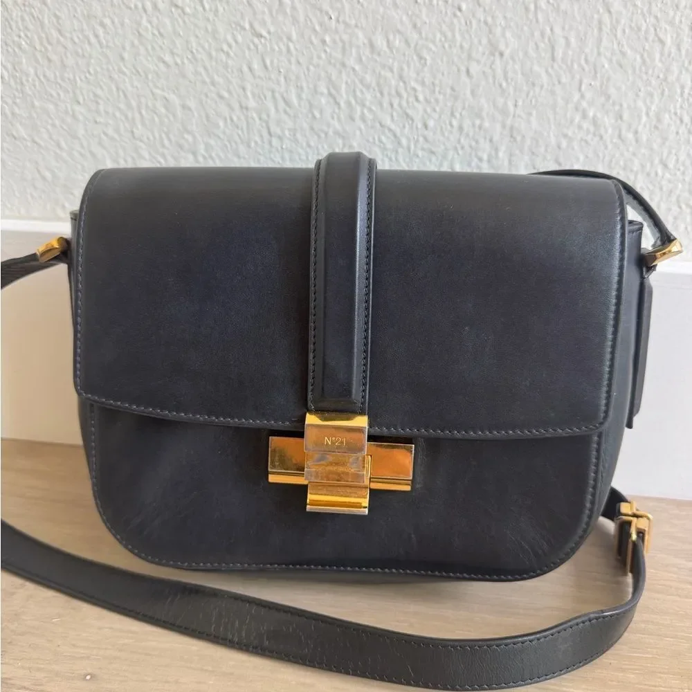 N21 Black Leather Shoulder Bag Gold Hardware Made in Italy $1,100